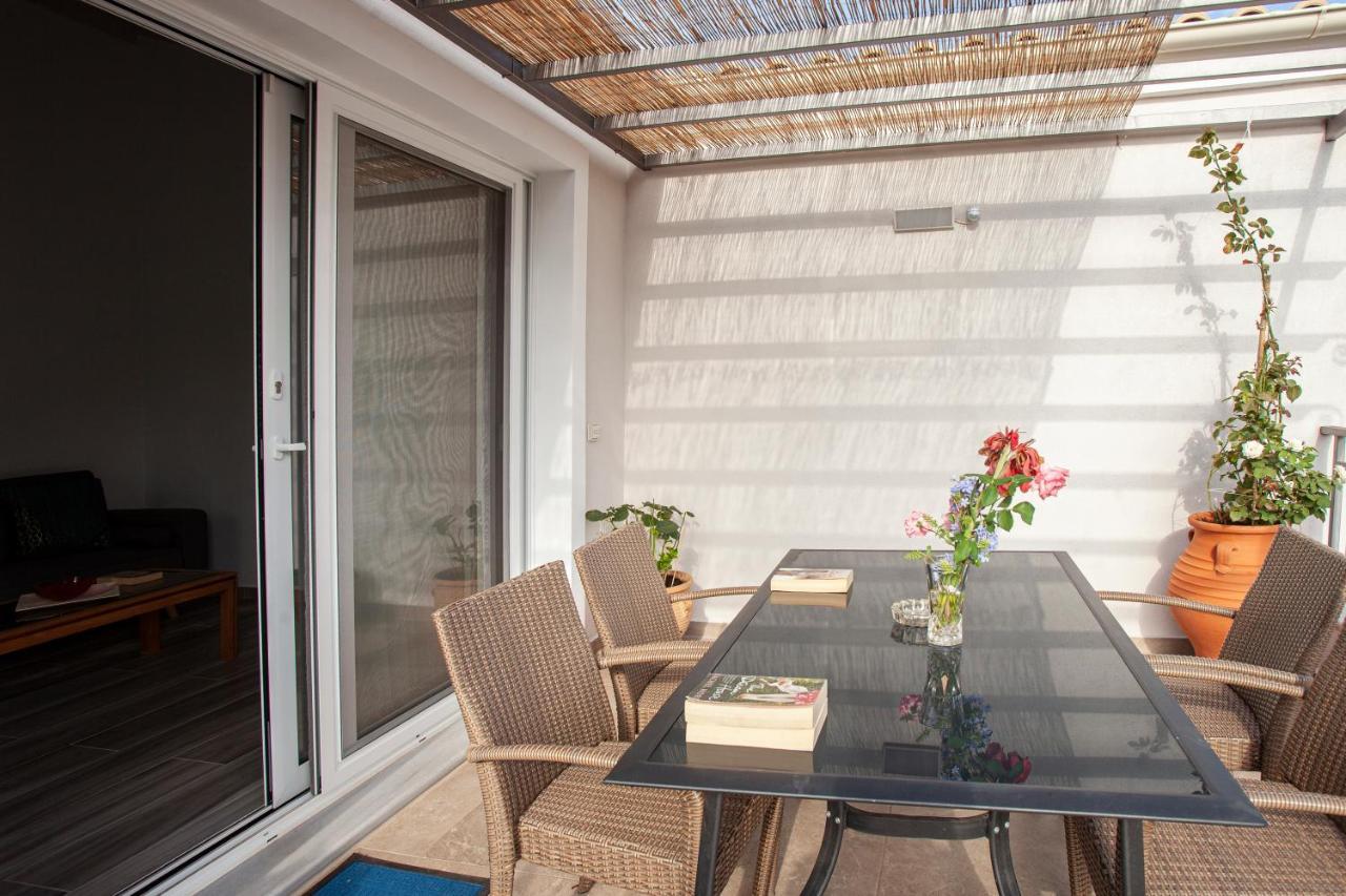 Antonis Apartments Кассиопи Экстерьер фото