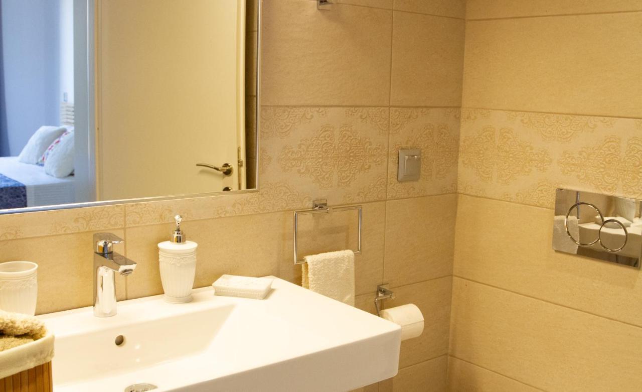 Antonis Apartments Кассиопи Экстерьер фото