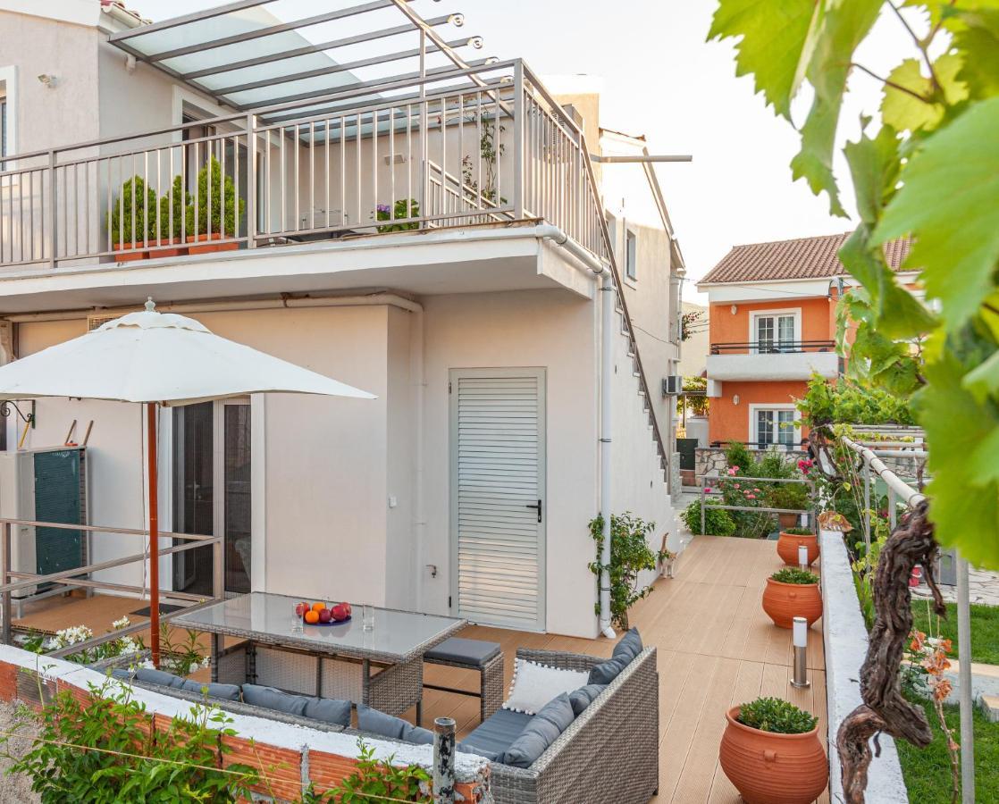 Antonis Apartments Кассиопи Экстерьер фото