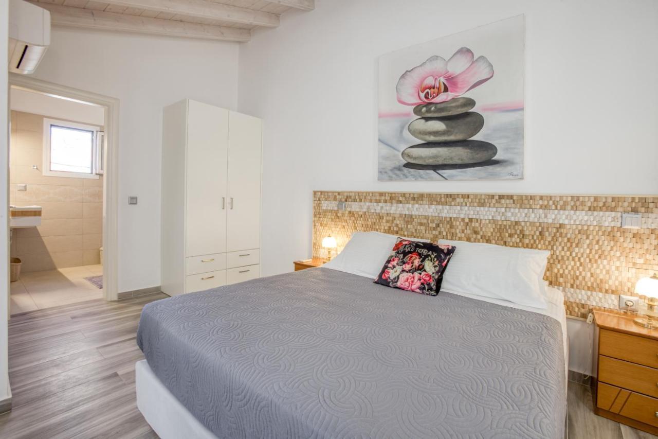 Antonis Apartments Кассиопи Экстерьер фото