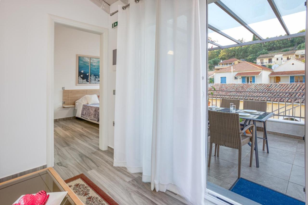 Antonis Apartments Кассиопи Экстерьер фото